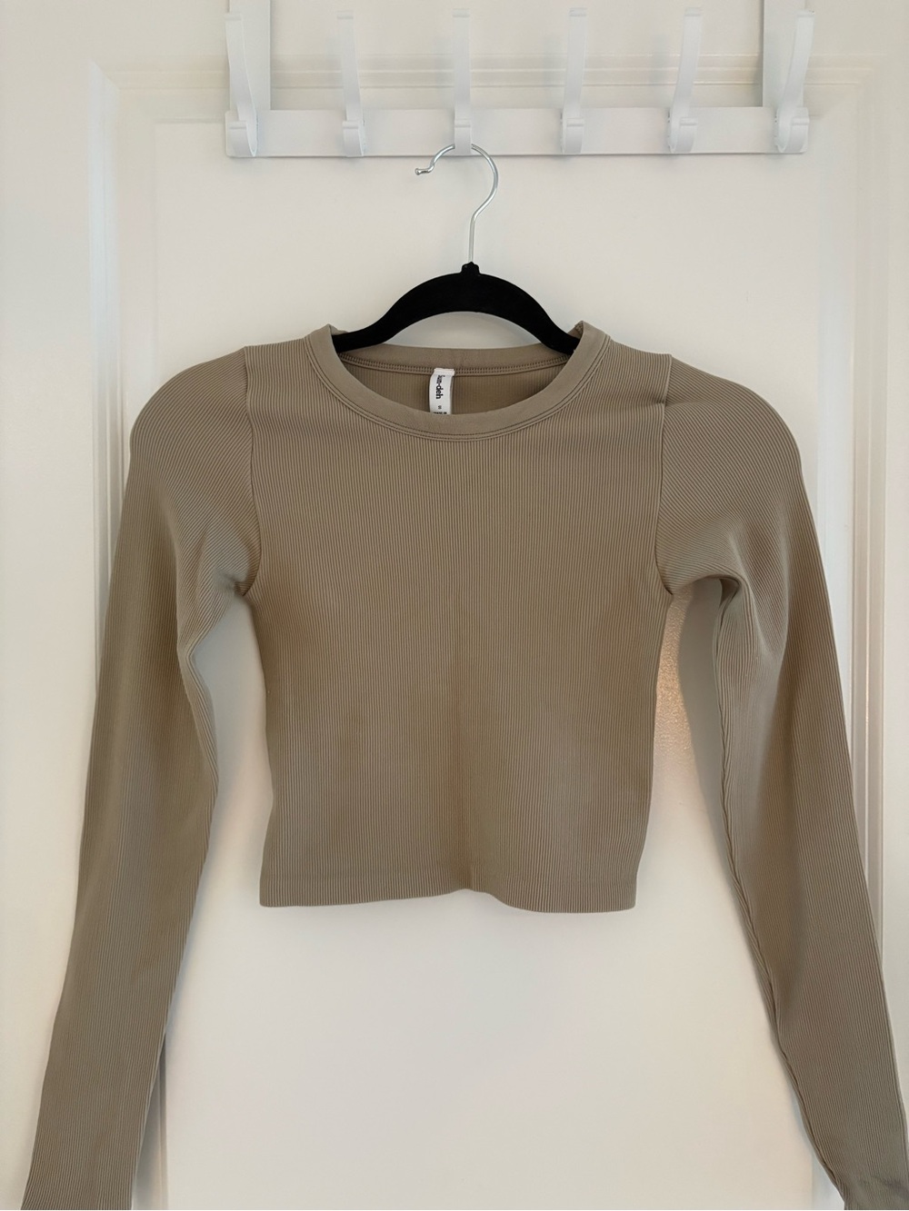 Artizia Ribbed Long-Sleeve Crop Top - Taupe